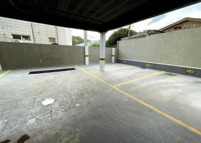 Novo Central 2 Quartos Wifi/Garagem/Elevador