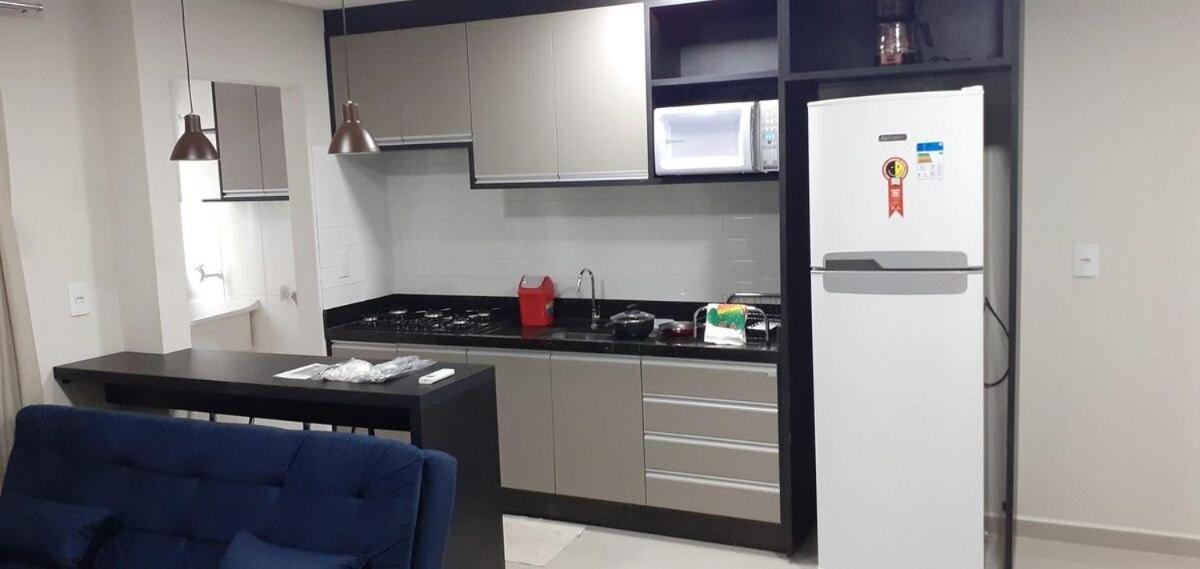 Novo 2 Quartos Wifi/garagem/elevador *