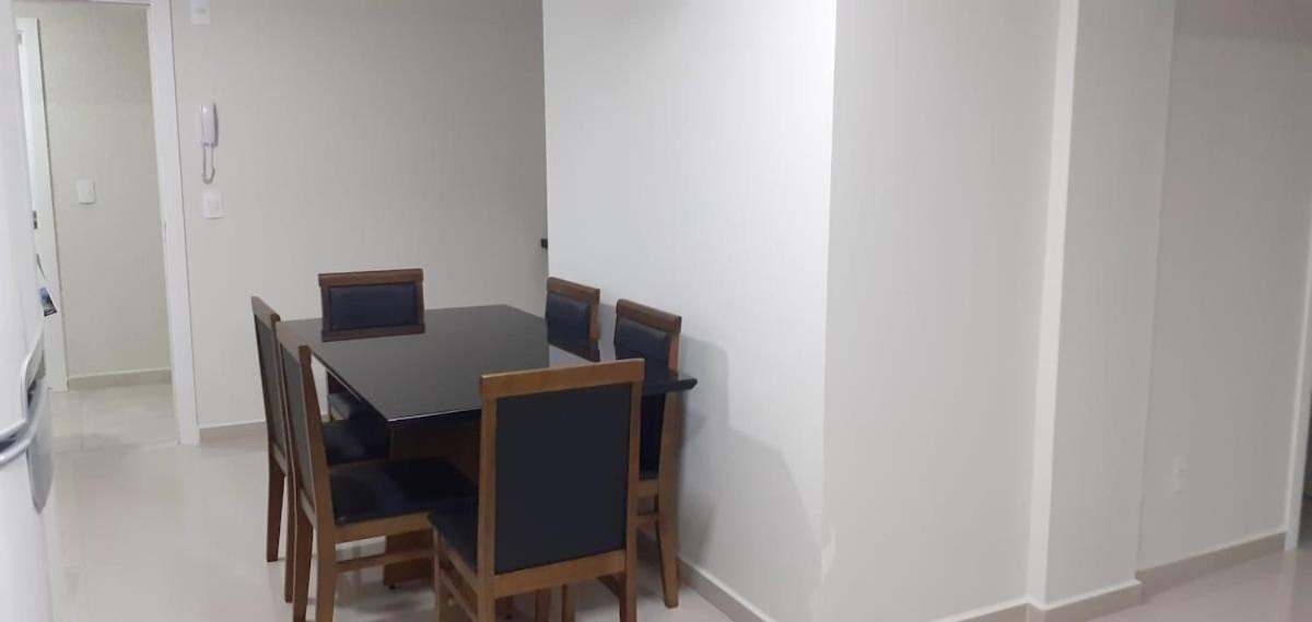Novo 2 Quartos Wifi/garagem/elevador *