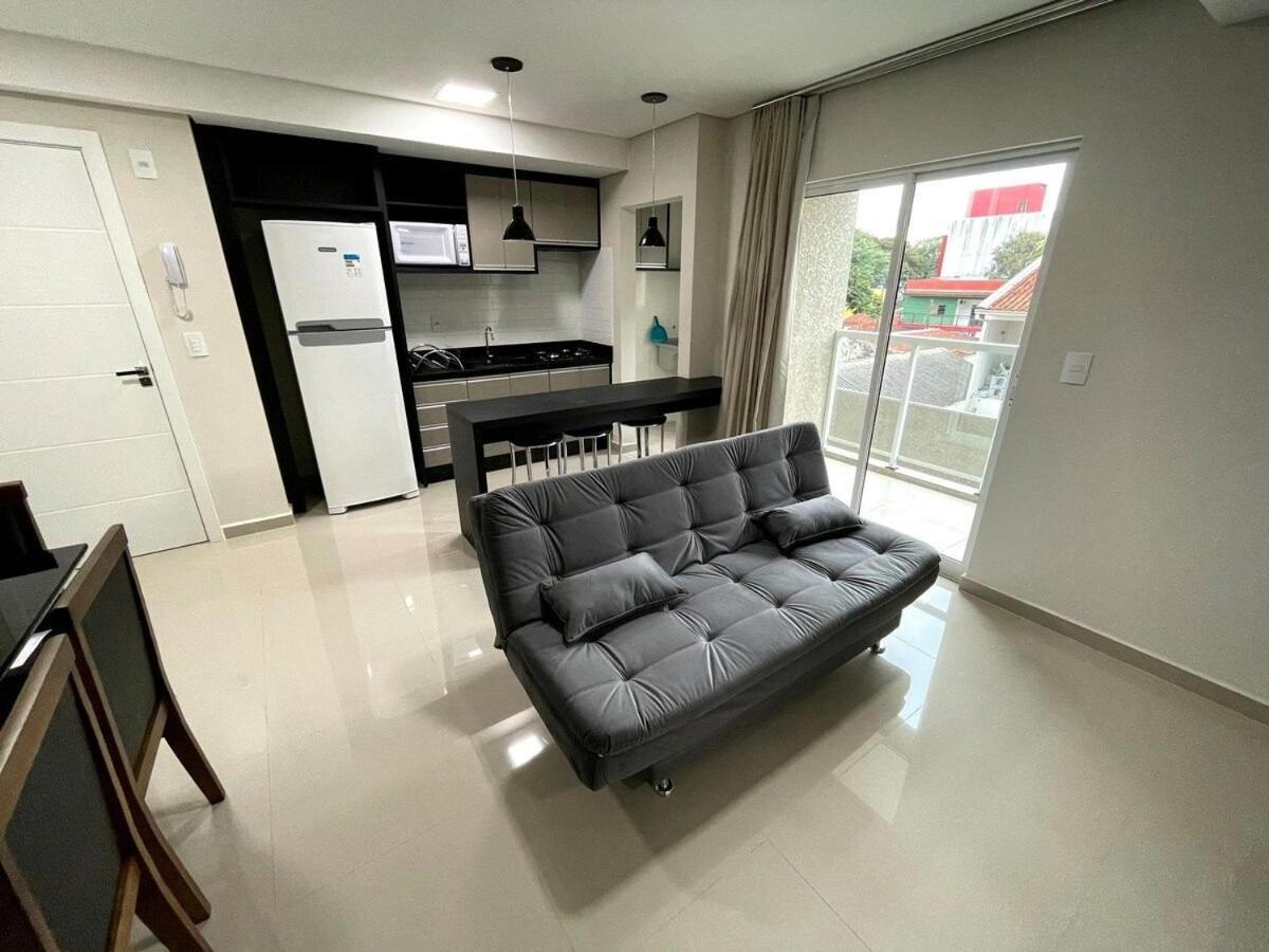 Novo 2 Quartos Wifi/garagem/elevador *
